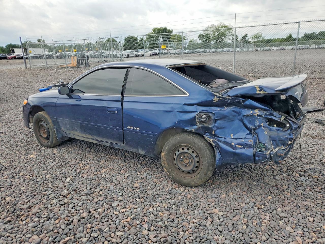 2T1CF22P83C611034 · 2003 TOYOTA CAMRY SOLARA · 2/13