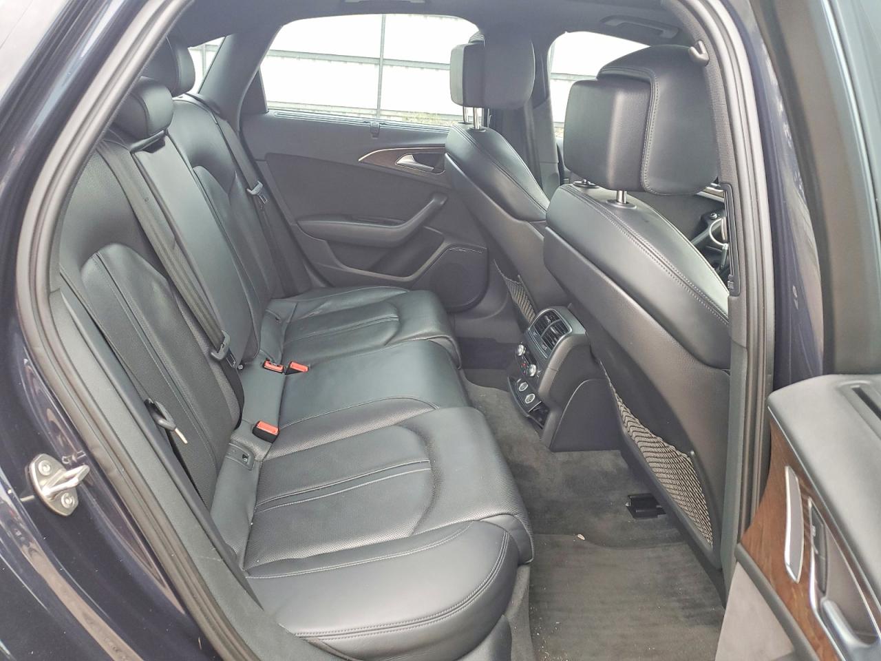 WAUHGAFC7GN143169 · 2016 AUDI A6 · 10/12
