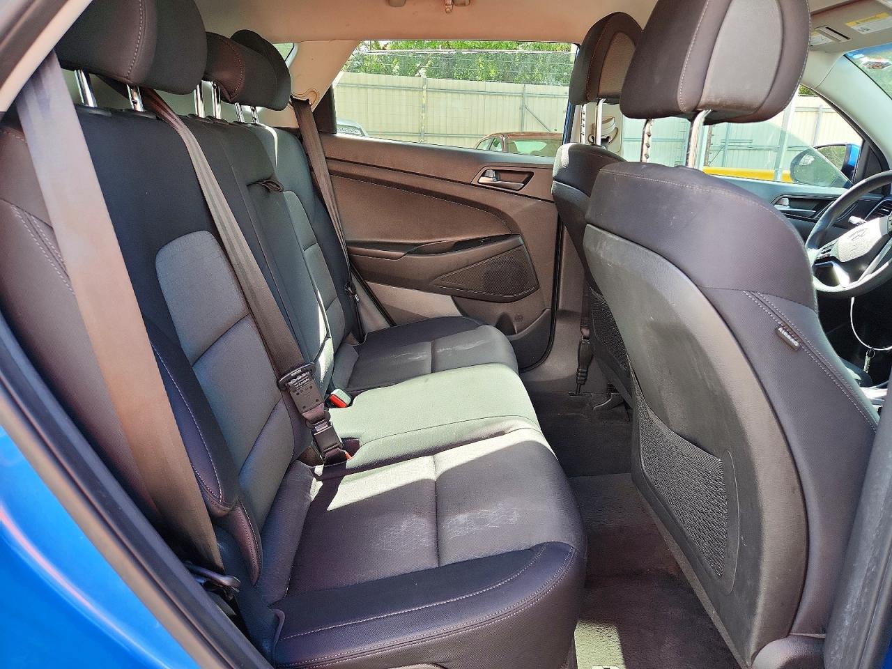 KM8J33A40GU125819 · 2016 HYUNDAI TUCSON · 11/13
