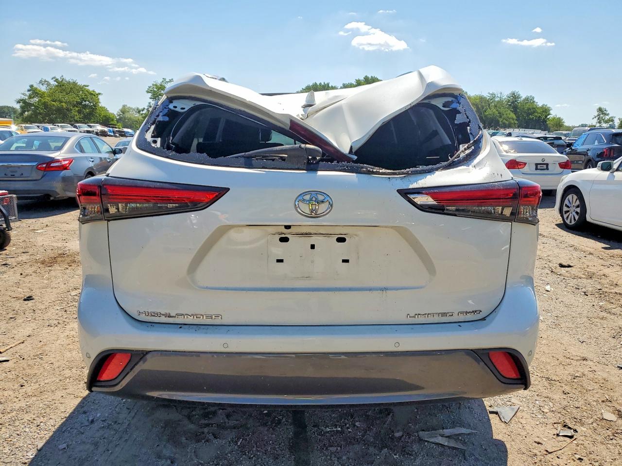 5TDDZRBH5MS526447 · 2021 TOYOTA HIGHLANDER · 6/13