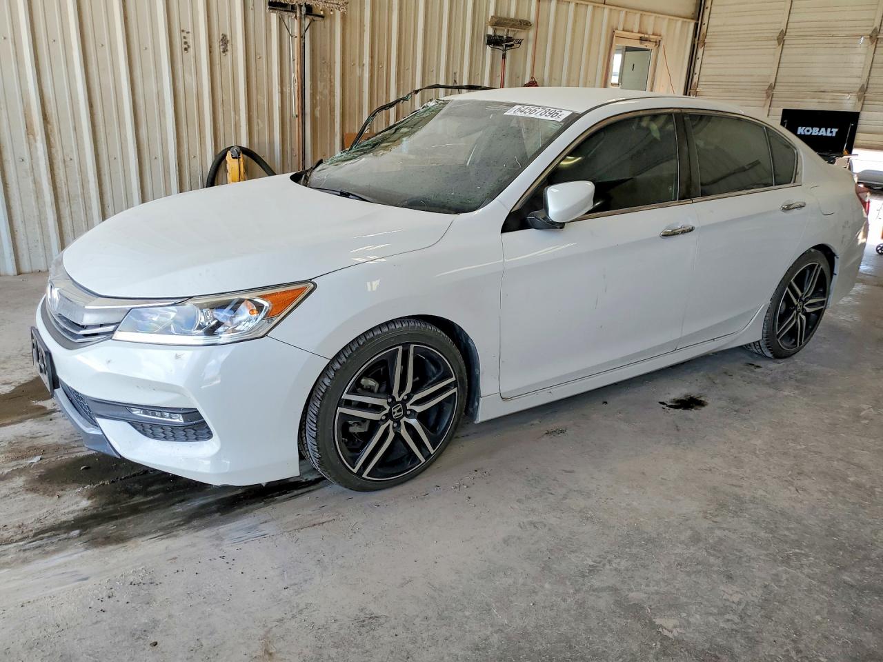 1HGCR2F50GA167093 · 2016 HONDA ACCORD