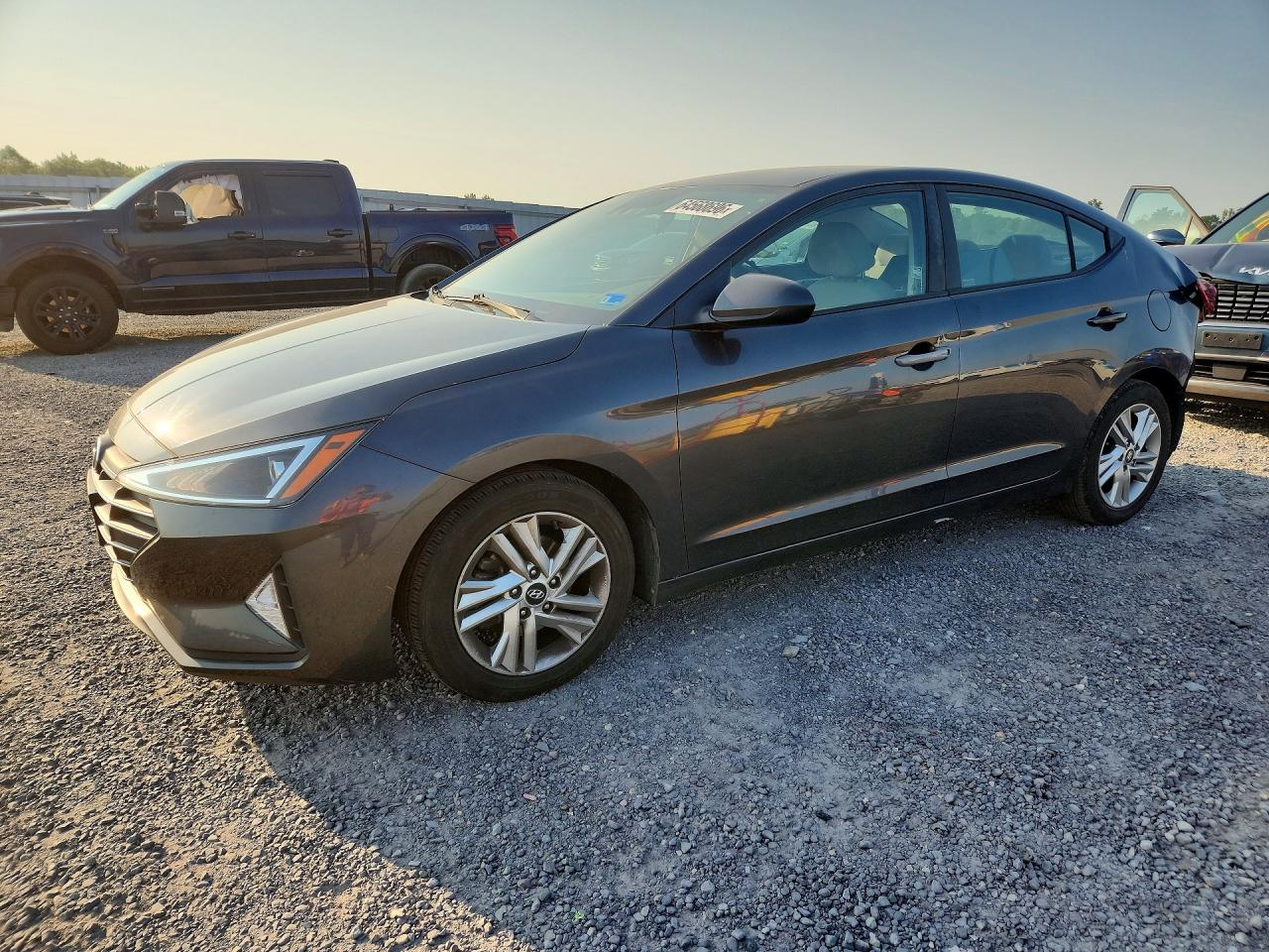 5NPD84LF0LH575062 · 2020 HYUNDAI ELANTRA