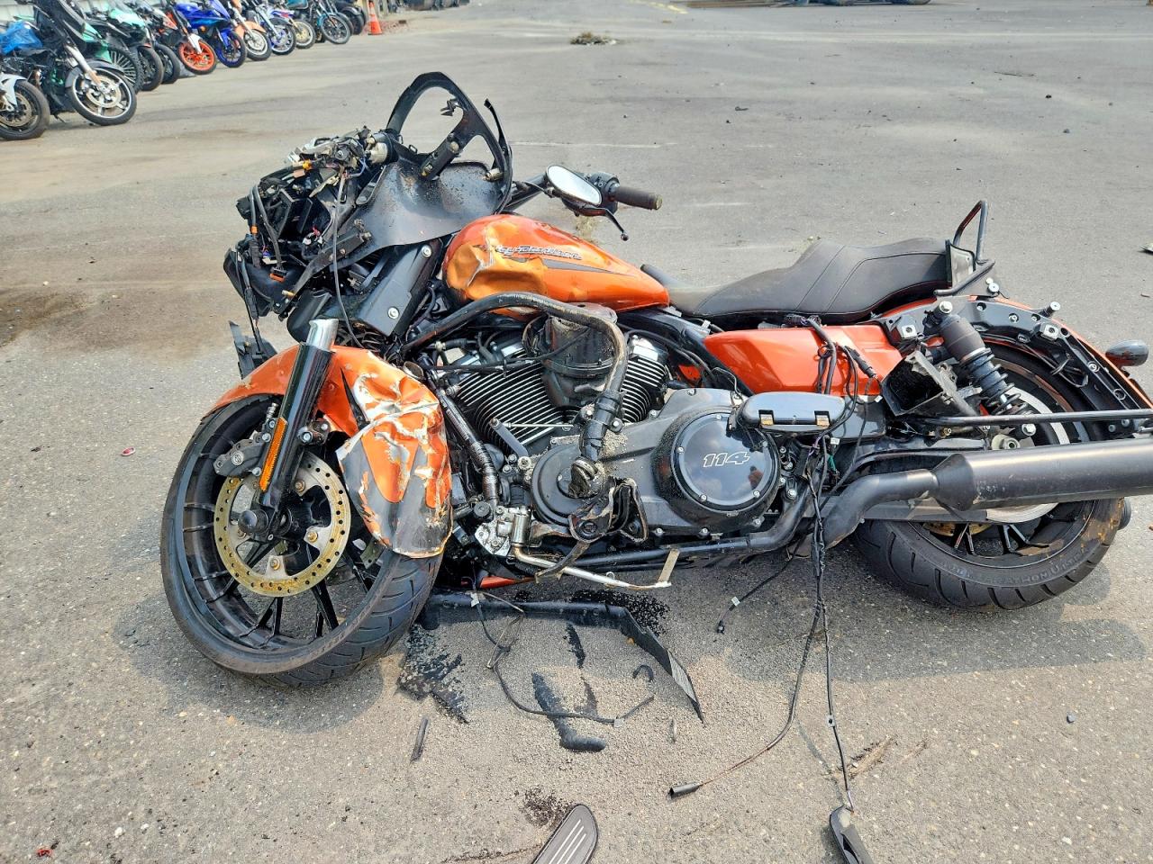1HD1KTP17LB611021 · 2020 HARLEY-DAVIDSON FLTRXS · 3/10