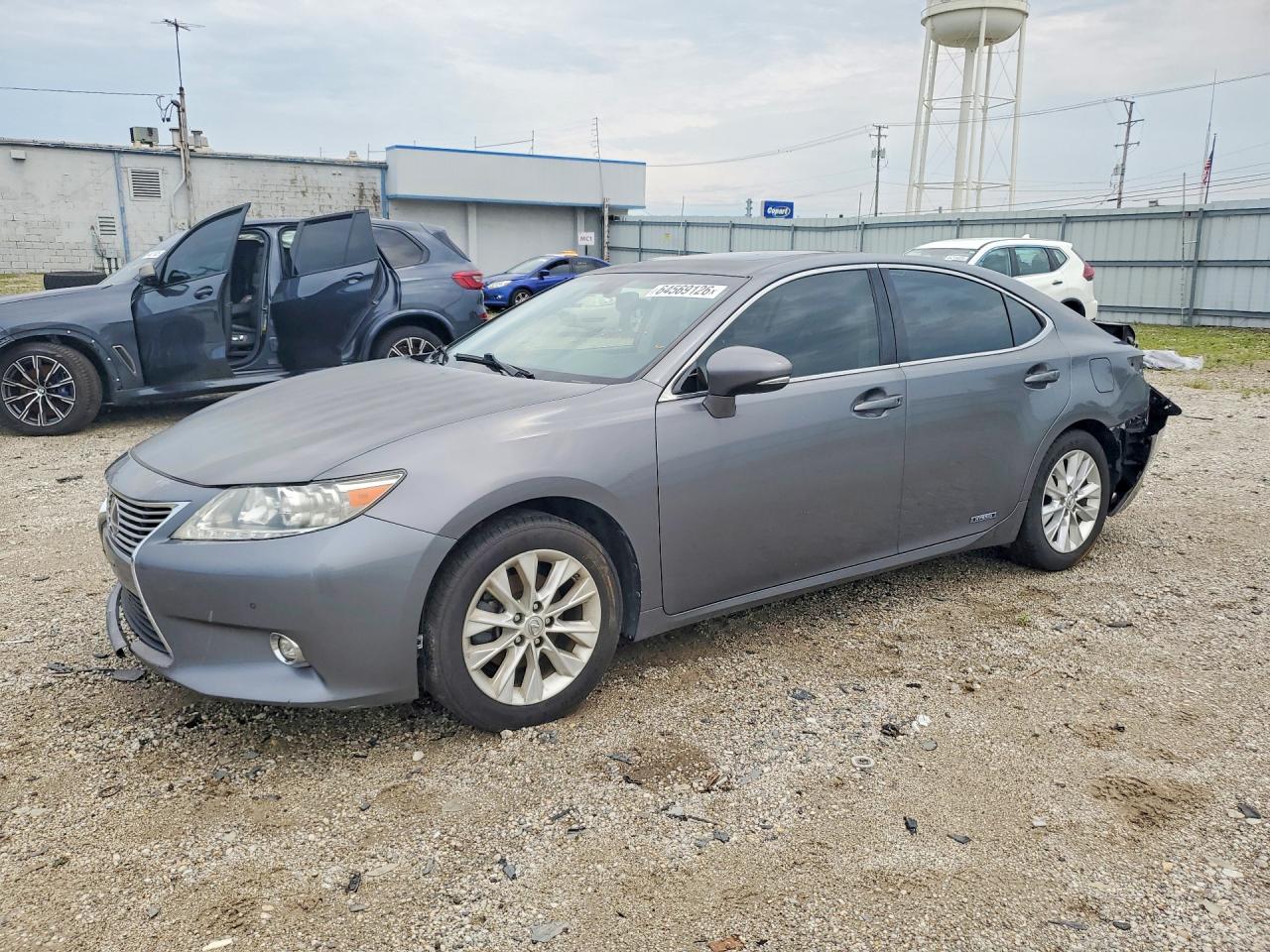 2013 LEXUS ES