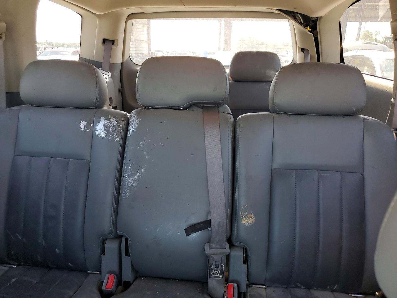 1D8HD58DX4F208824 · 2004 DODGE DURANGO · 10/13