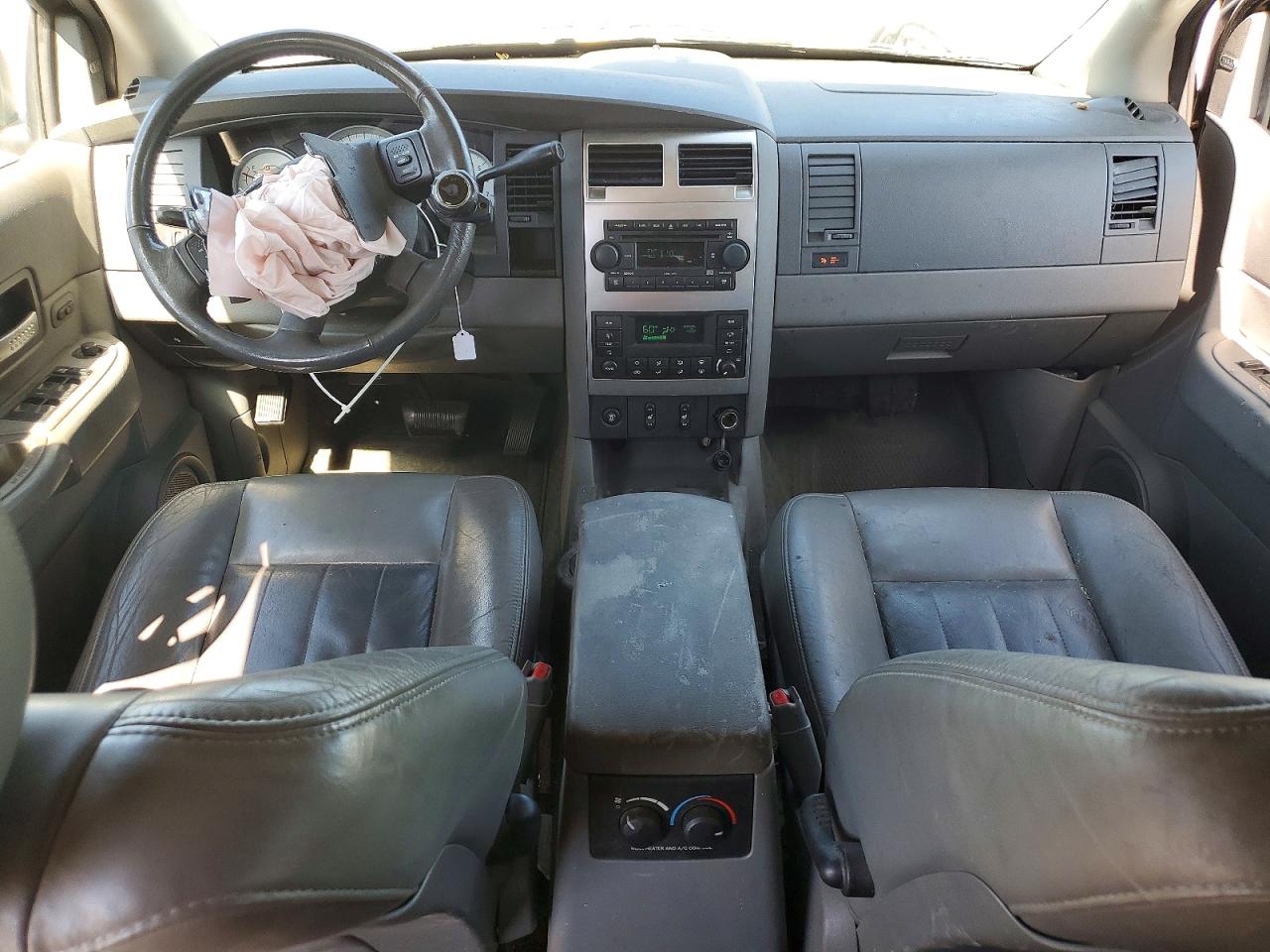 1D8HD58DX4F208824 · 2004 DODGE DURANGO · 8/13