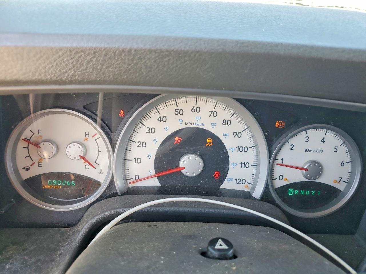 1D8HD58DX4F208824 · 2004 DODGE DURANGO · 9/13