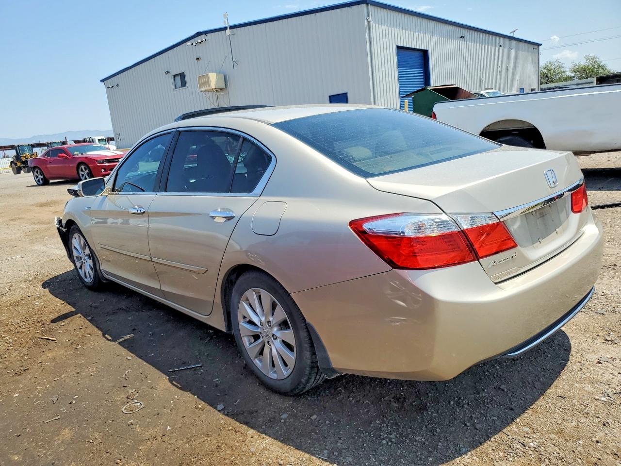 1HGCR2F7XFA163794 · 2015 HONDA ACCORD · 2/12