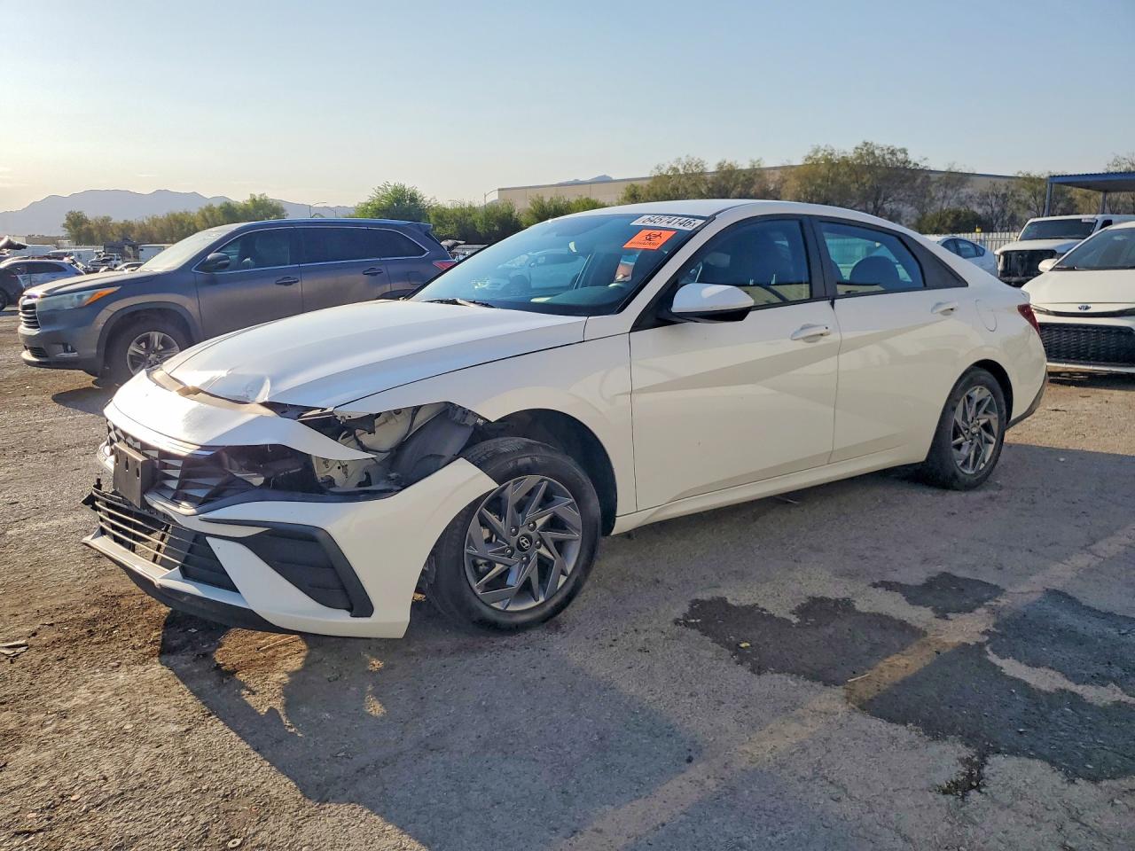 KMHLM4DG1RU742568 · 2024 HYUNDAI ELANTRA