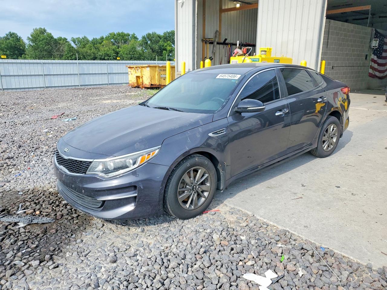 5XXGT4L16HG173064 · 2017 KIA OPTIMA