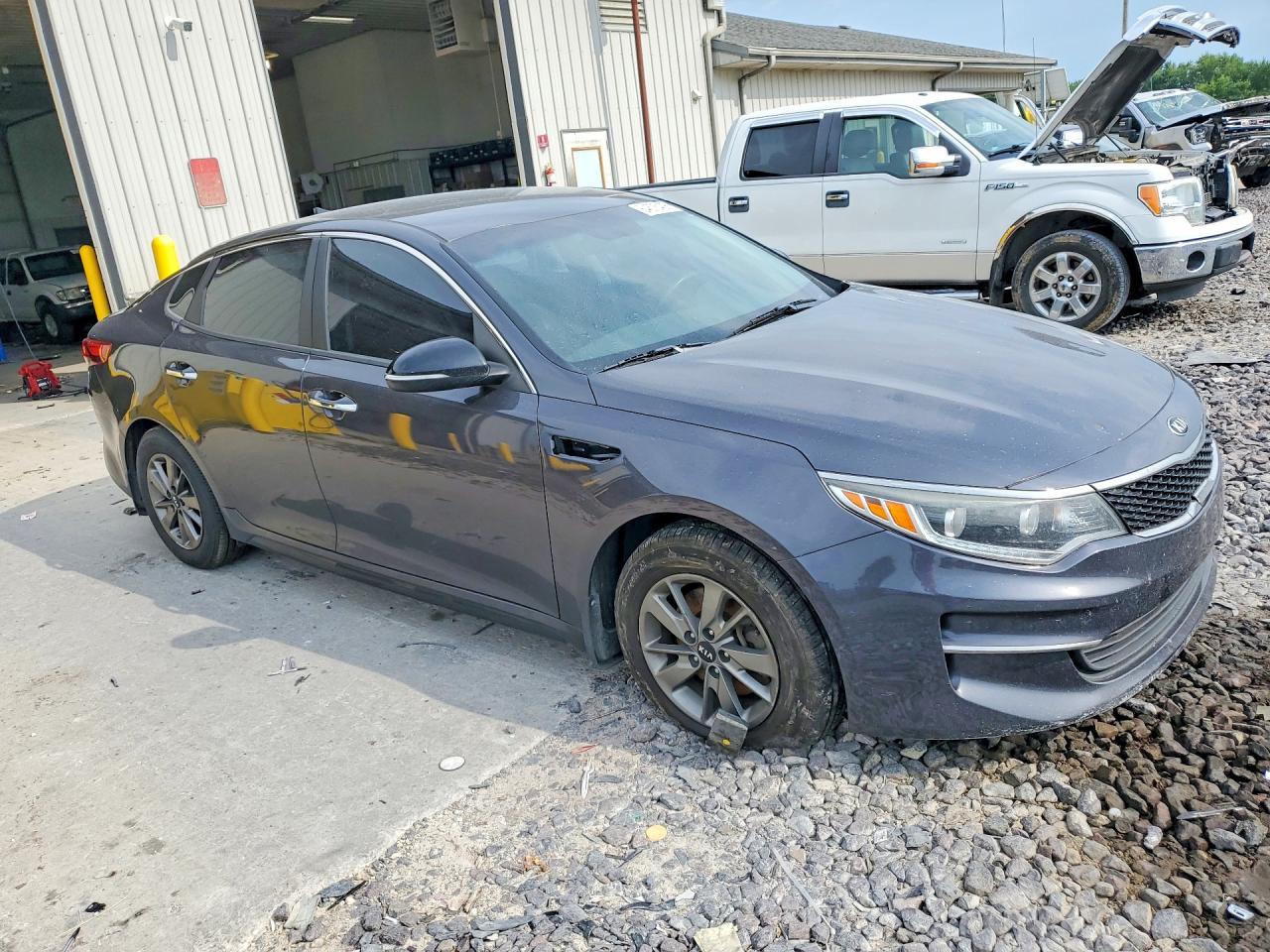 5XXGT4L16HG173064 · 2017 KIA OPTIMA · 4/12