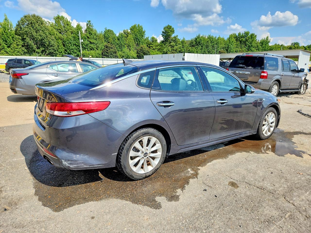 5XXGU4L39JG187559 · 2018 KIA OPTIMA · 3/12