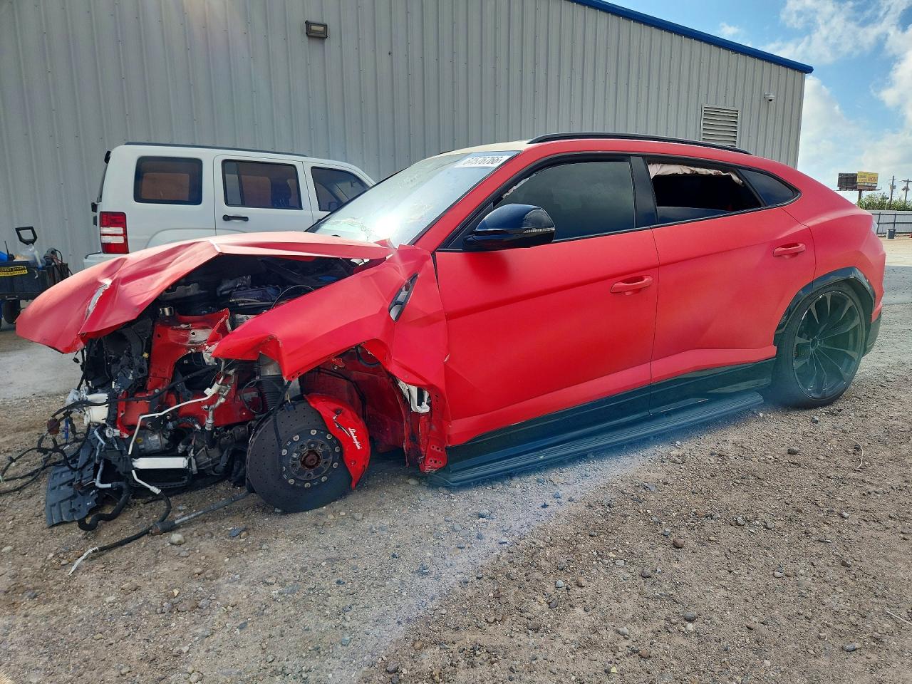 ZPBUA1ZL5KLA01799 · 2019 LAMBORGHINI URUS
