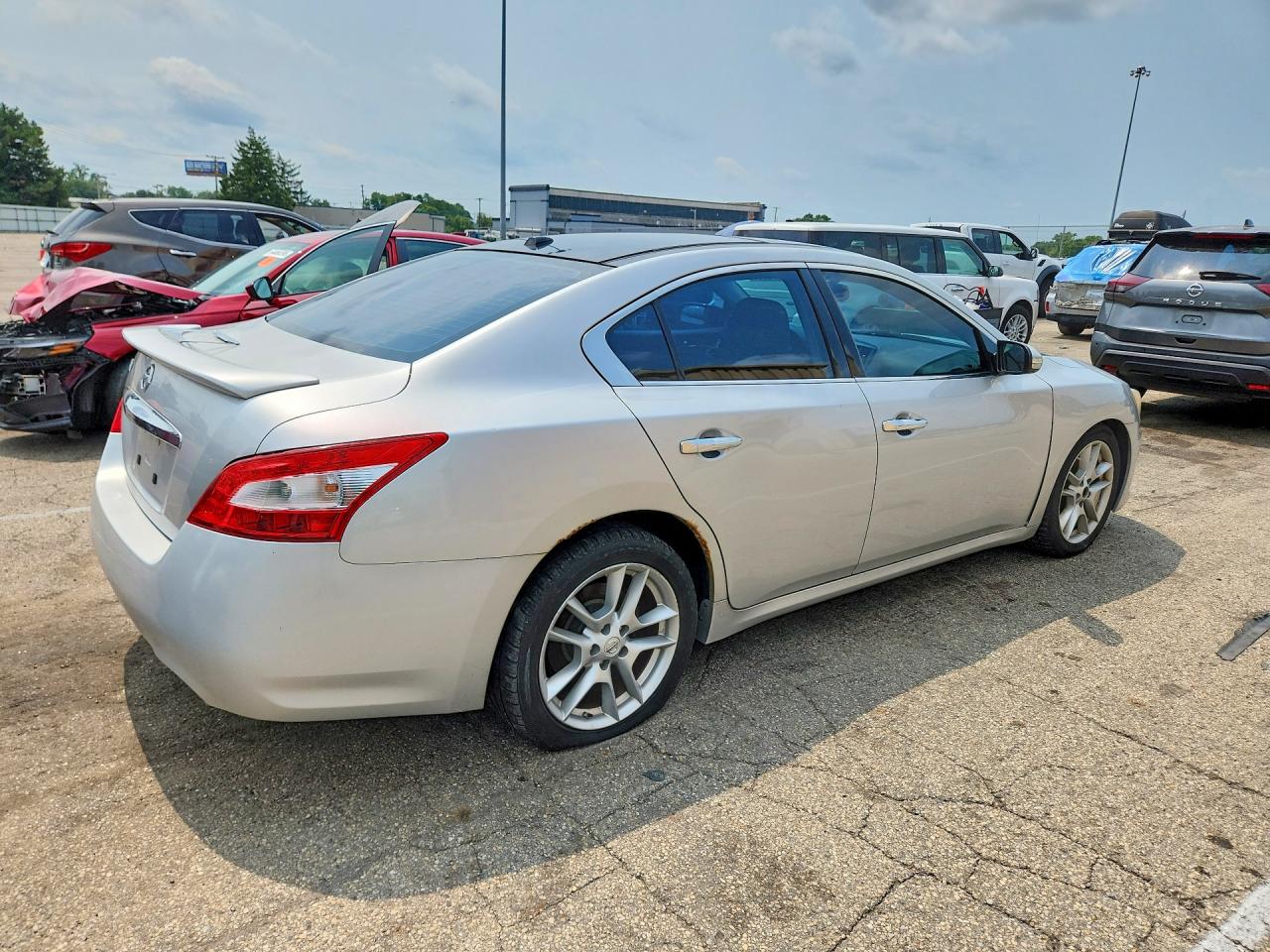 1N4AA5AP3BC804990 · 2011 NISSAN MAXIMA · 3/12