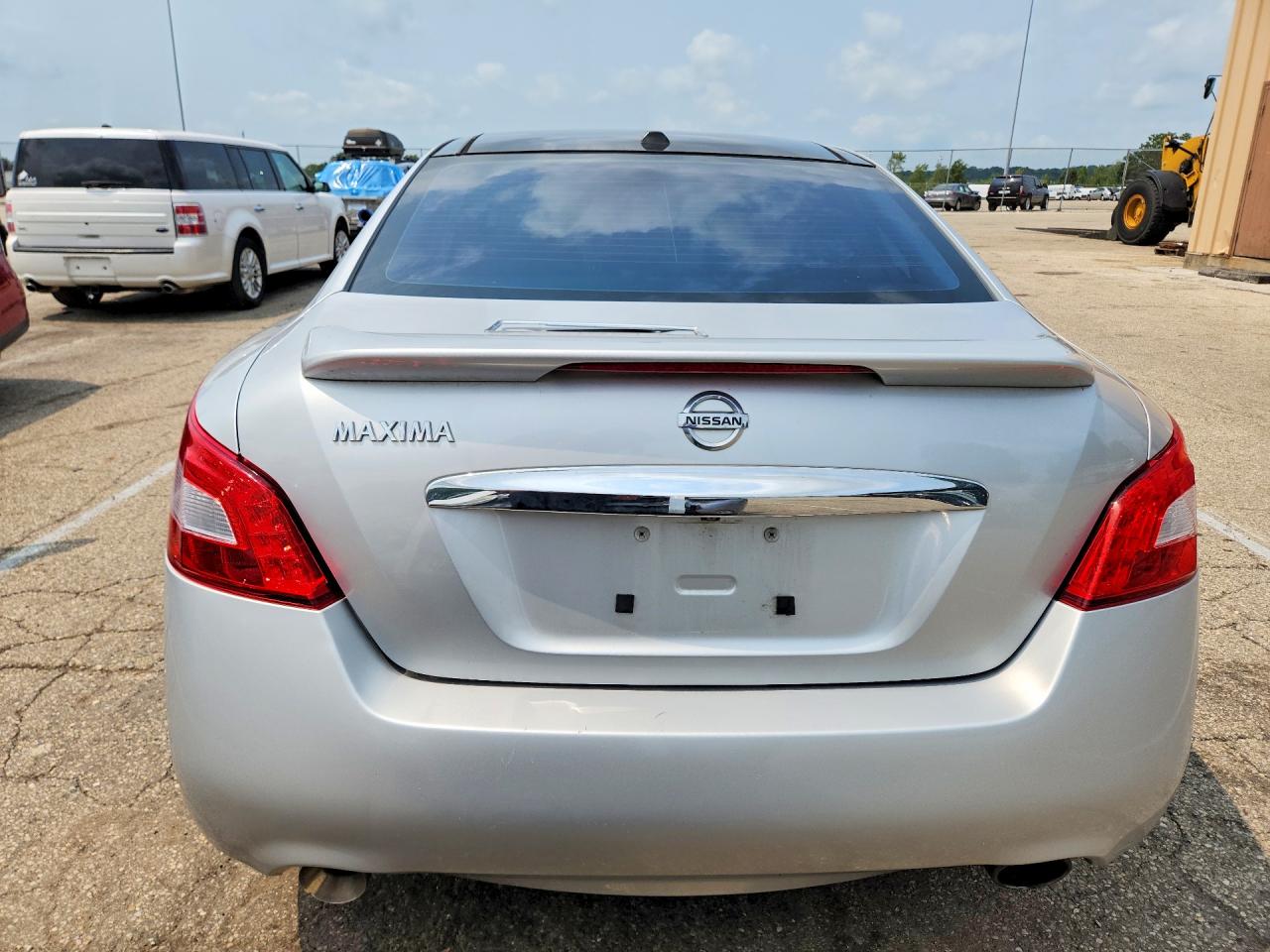 1N4AA5AP3BC804990 · 2011 NISSAN MAXIMA · 6/12