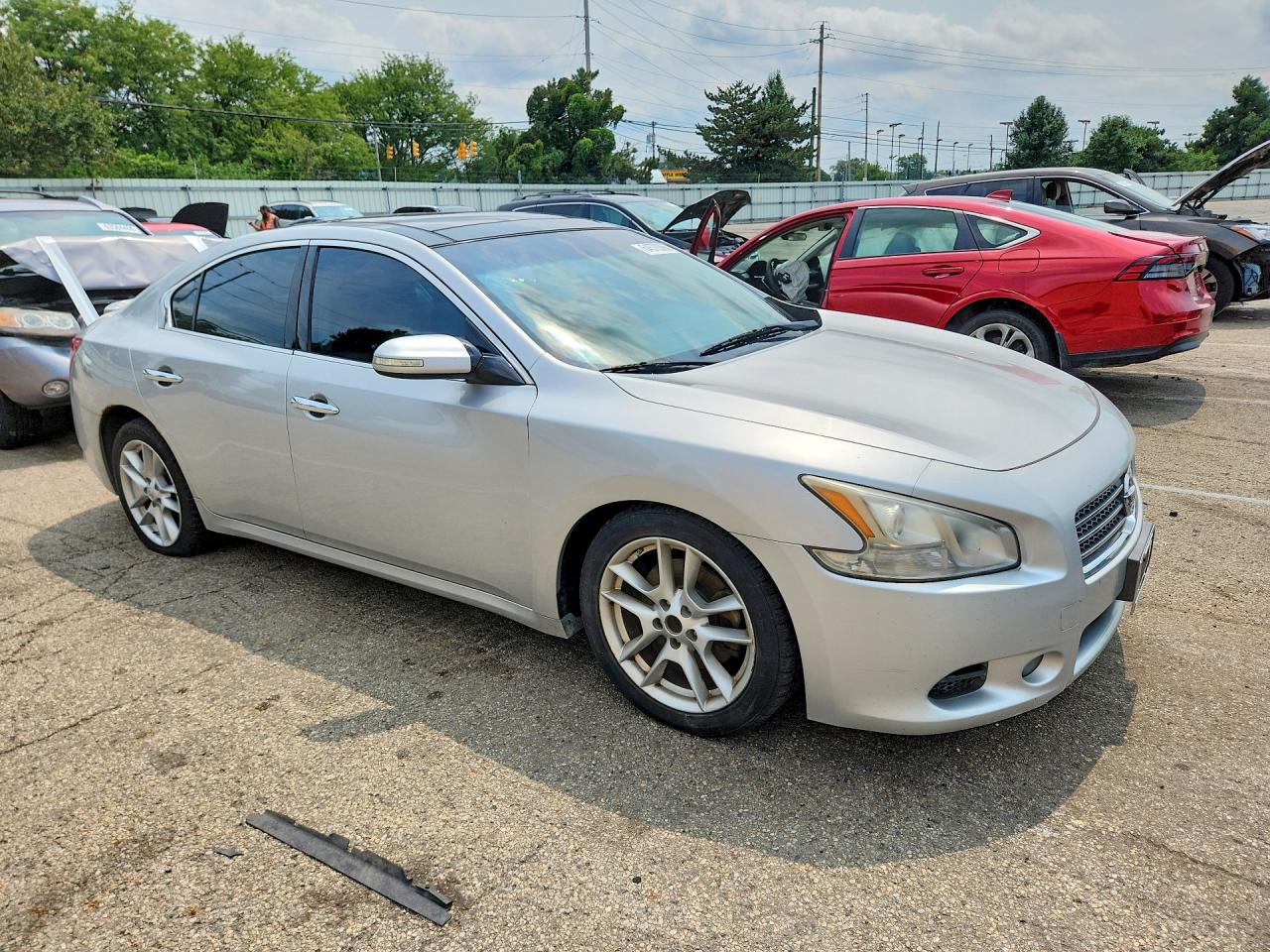 1N4AA5AP3BC804990 · 2011 NISSAN MAXIMA · 4/12