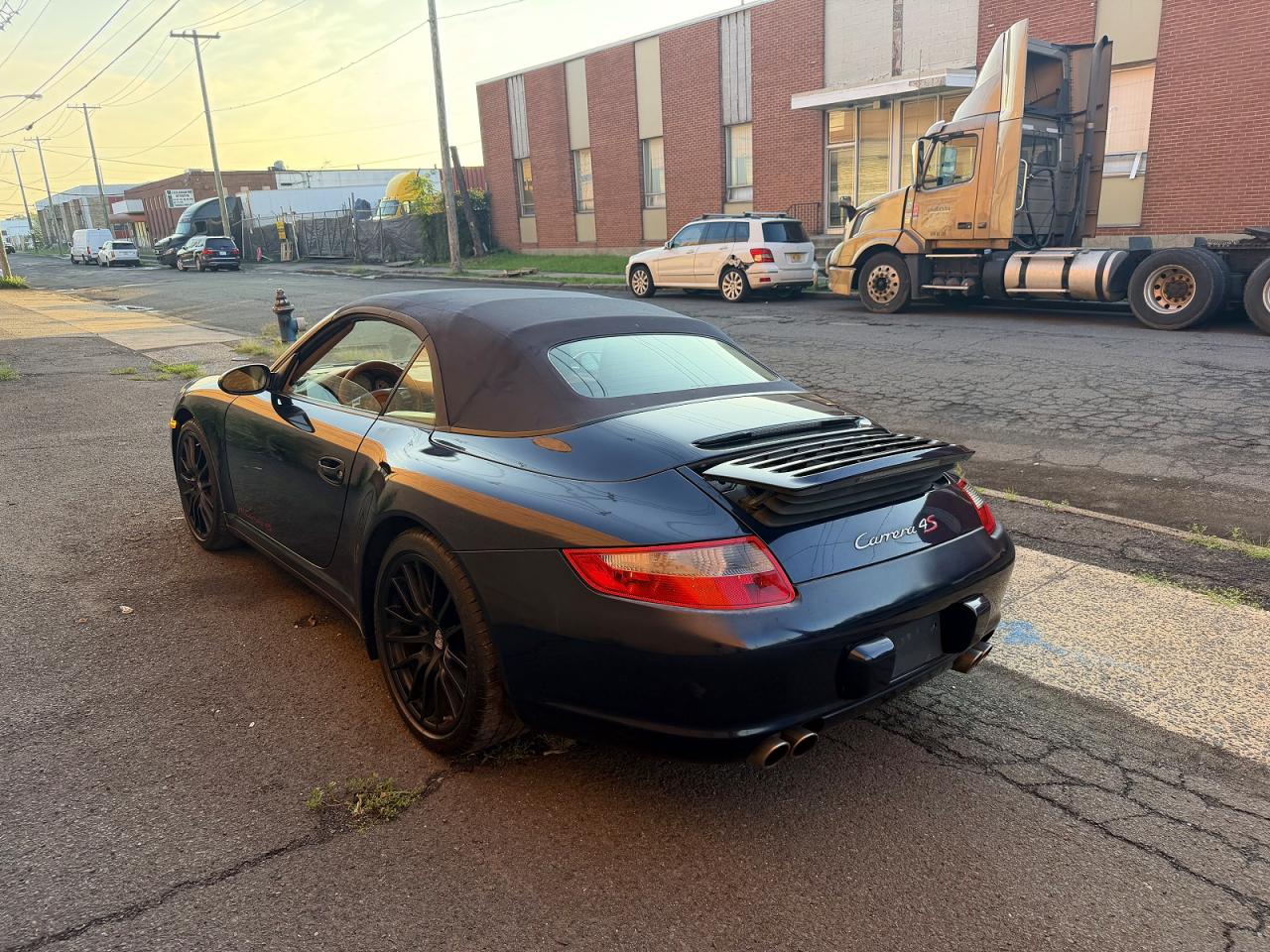 WP0CB29977S775298 · 2007 PORSCHE 911 · 3/15