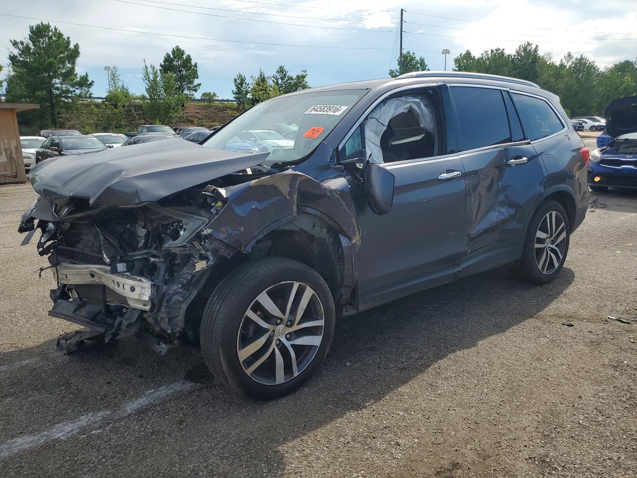 5FNYF6H95HB083641 · 2017 HONDA PILOT