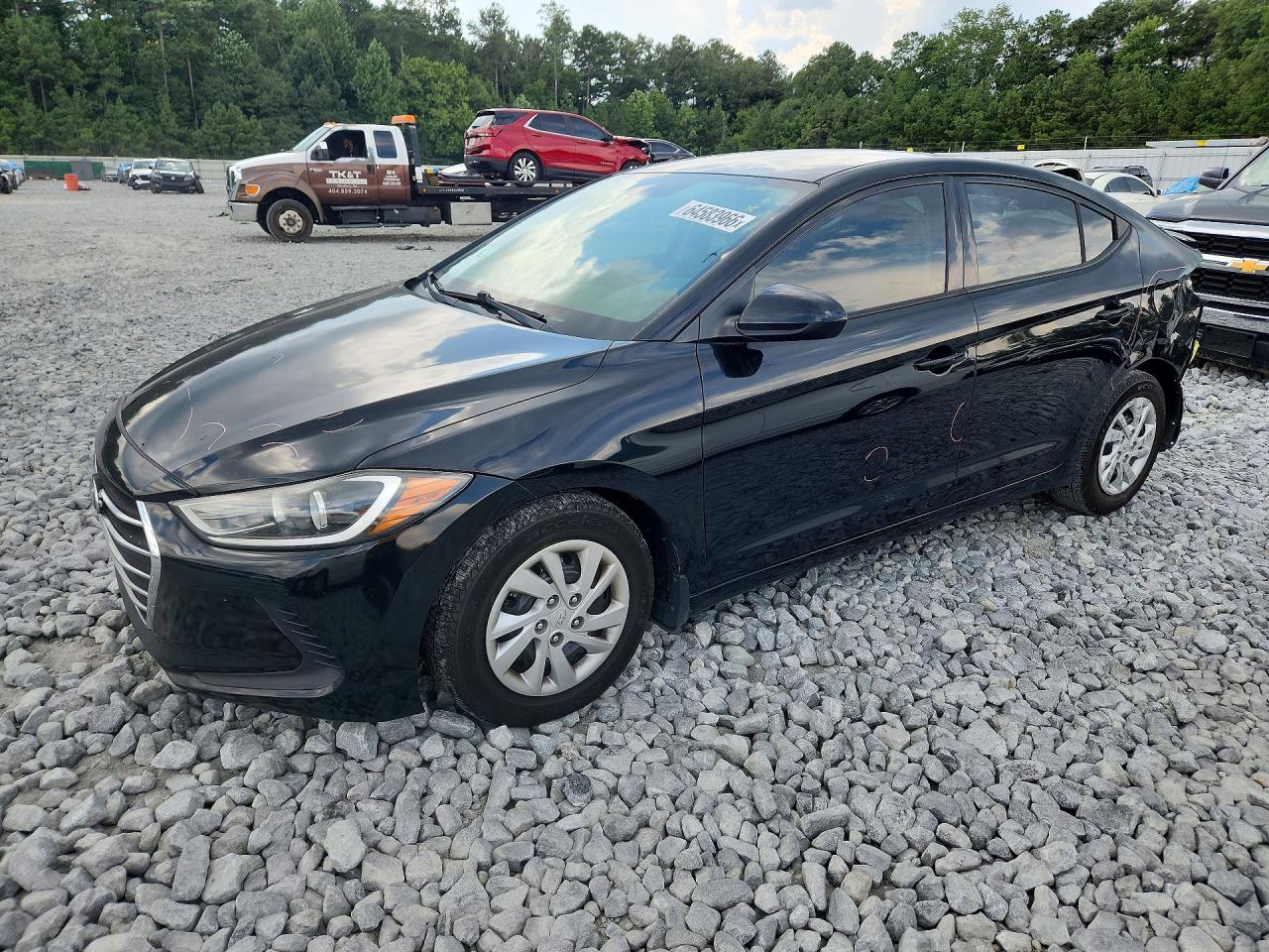 5NPD74LF2JH303144 · 2018 HYUNDAI ELANTRA