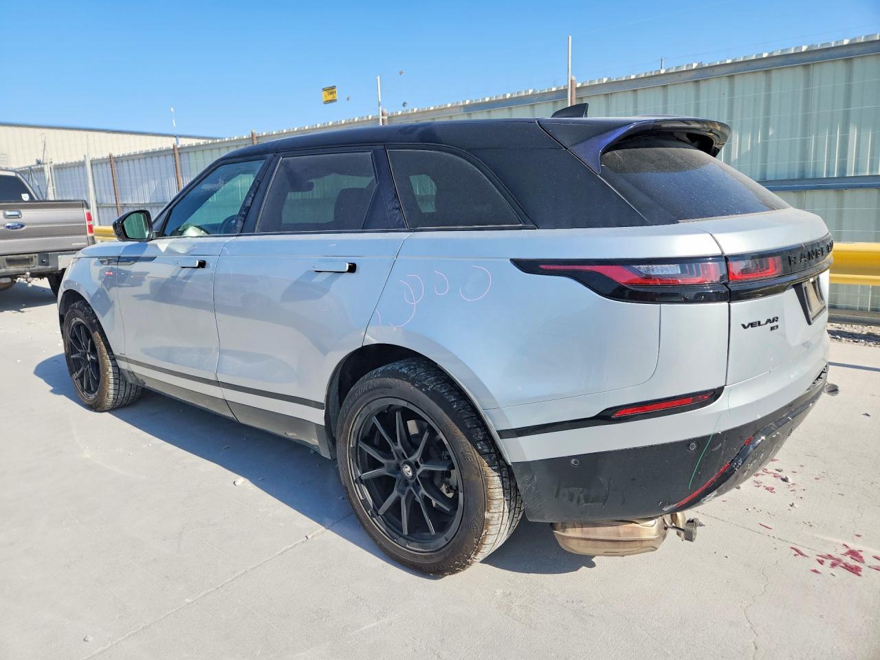 SALYT2EX5MA312321 · 2021 LAND ROVER RANGE ROVER VELAR · 2/13