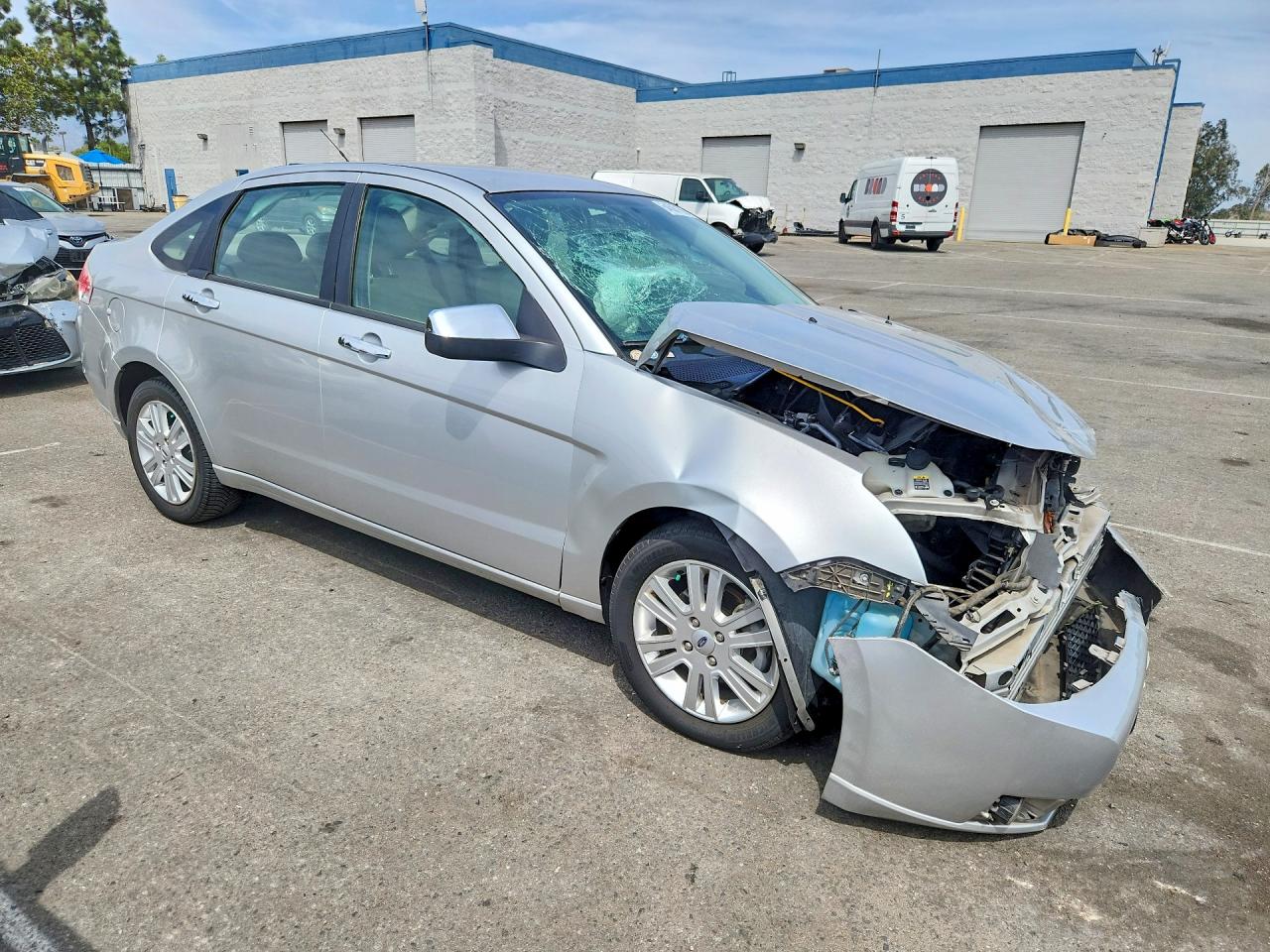1FAHP3HN1AW292262 · 2010 FORD FOCUS · 4/13