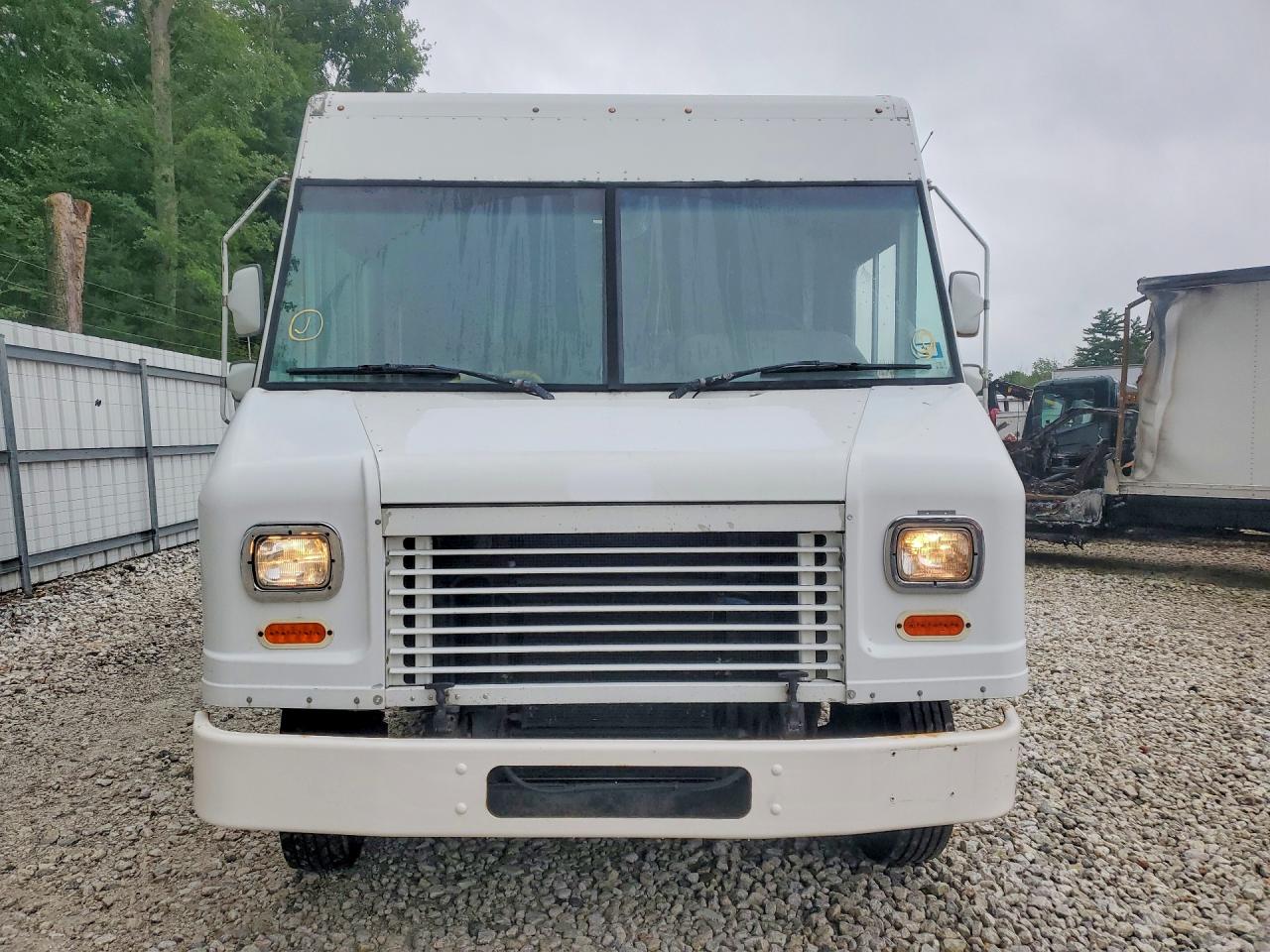 4UZAC2DV5GCHX0599 · 2016 FREIGHTLINER MT45 CHASSIS · 5/13