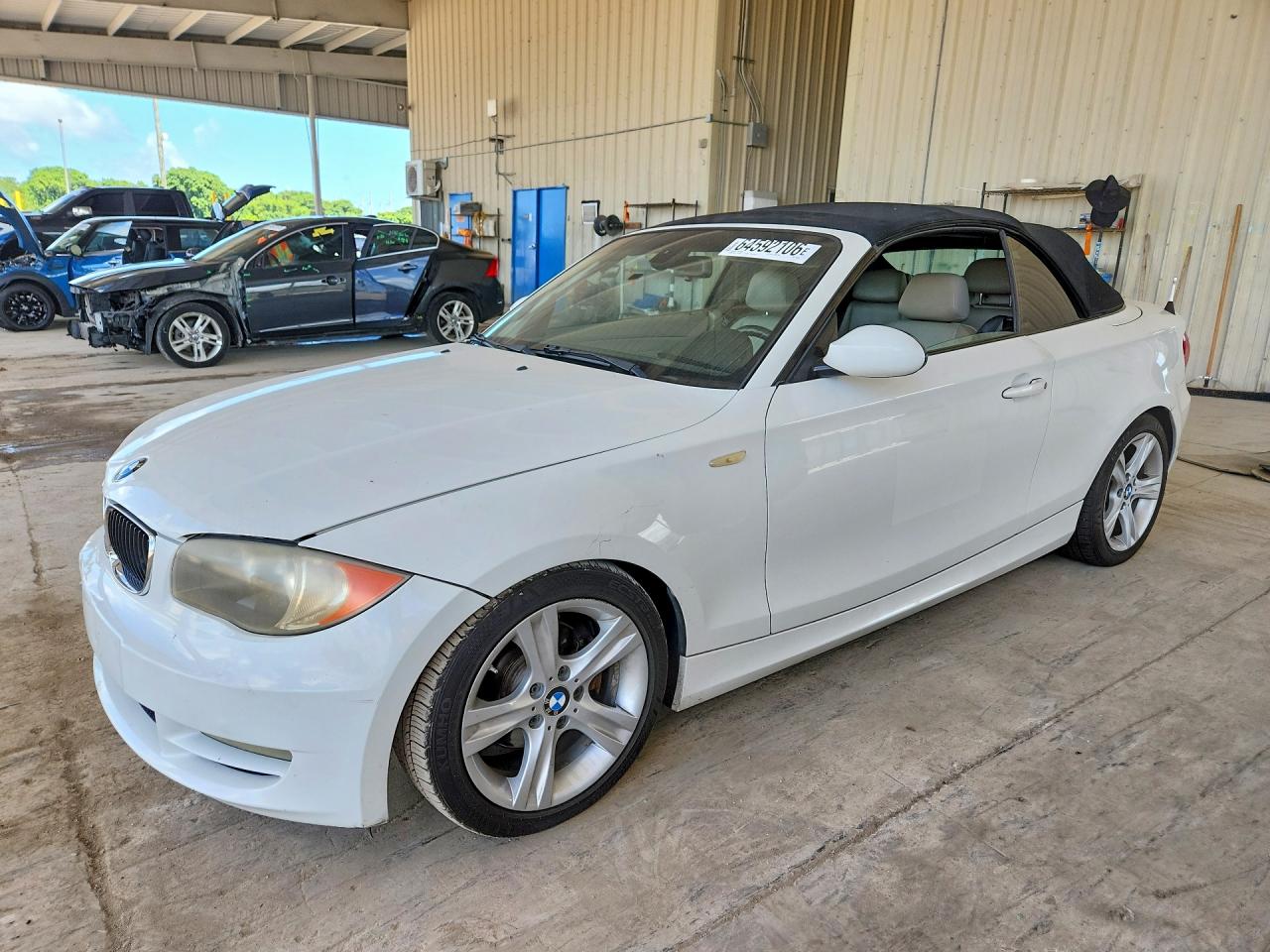 2009 BMW 128