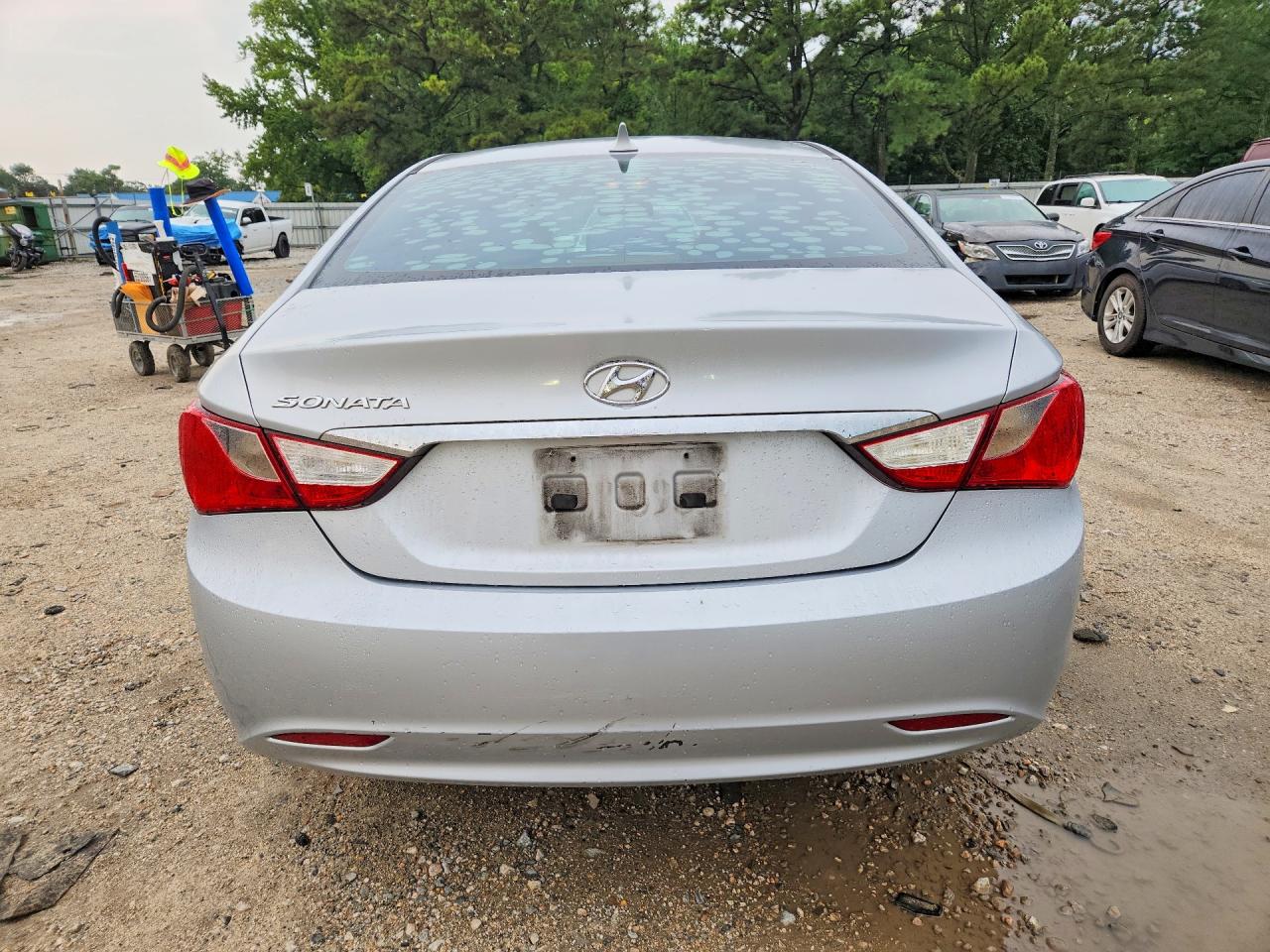 5NPEB4AC1BH224352 · 2011 HYUNDAI SONATA · 6/12