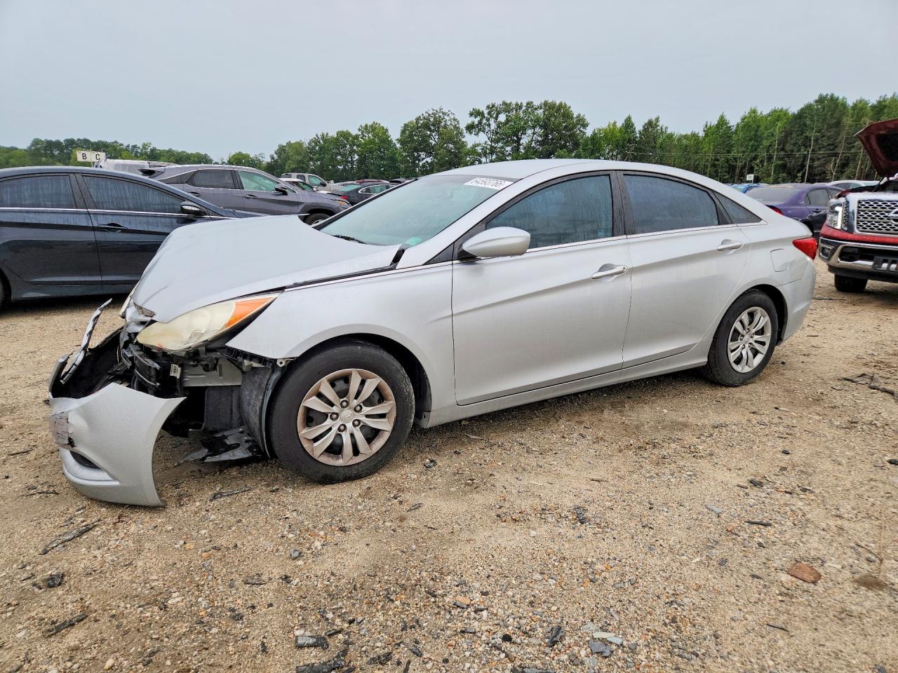 5NPEB4AC1BH224352 · 2011 HYUNDAI SONATA