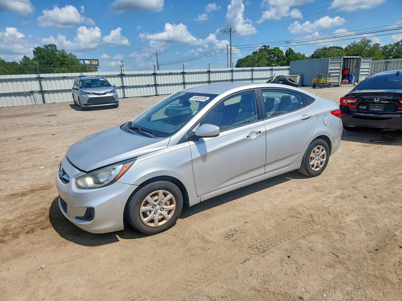 KMHCT4AE5CU202945 · 2012 HYUNDAI ACCENT