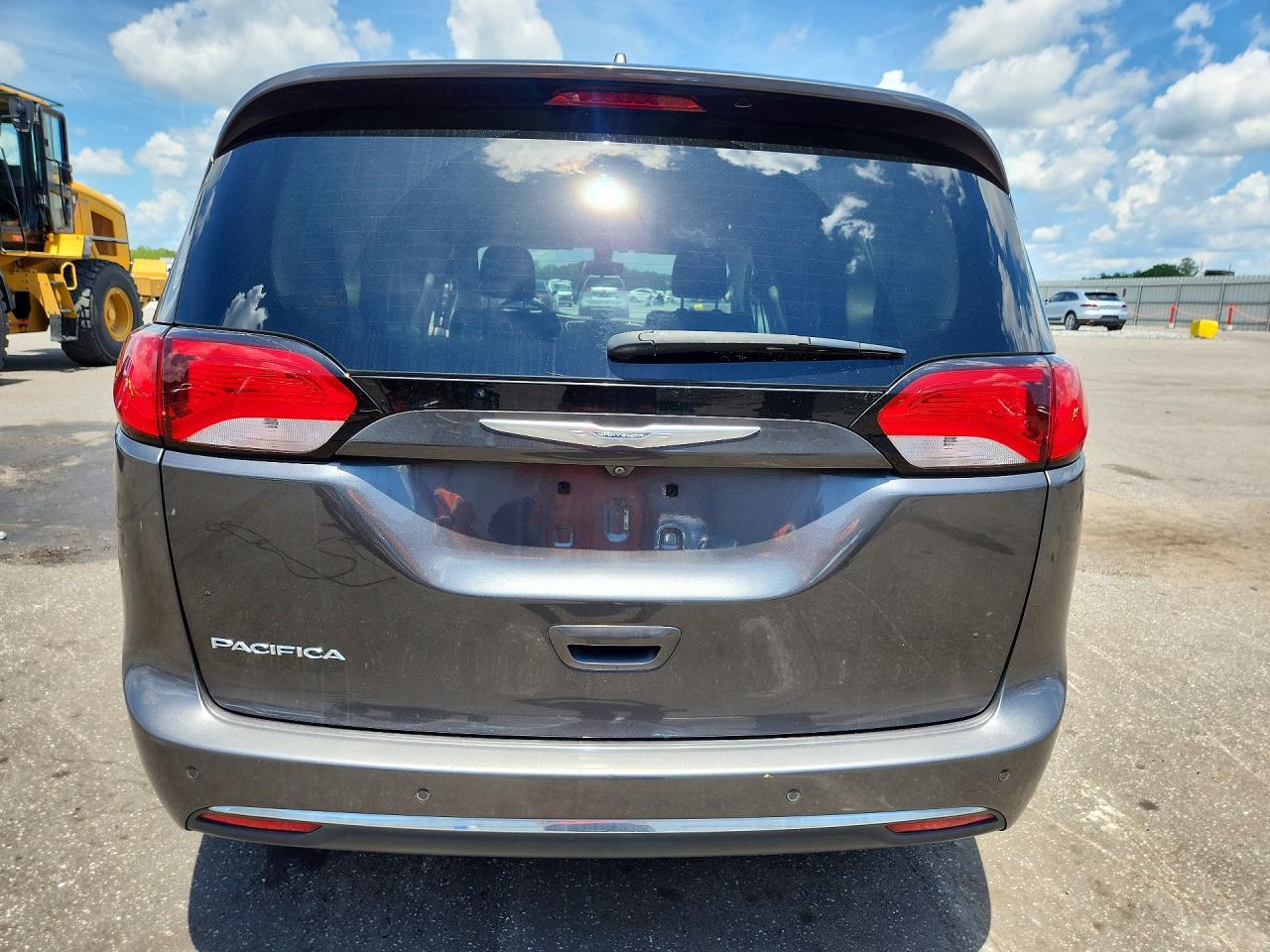 2C4RC1FG1JR107008 · 2018 CHRYSLER PACIFICA · 6/14
