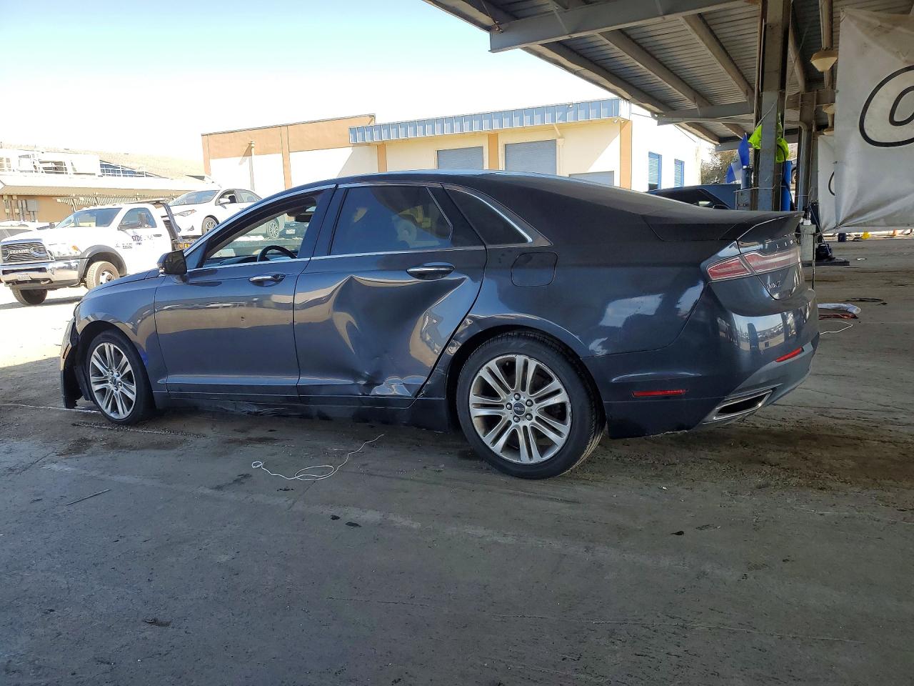 3LN6L2LU3DR817993 · 2013 LINCOLN MKZ · 2/12