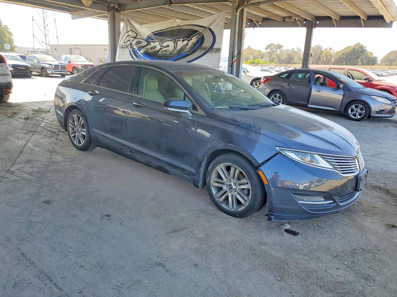 3LN6L2LU3DR817993 · 2013 LINCOLN MKZ · 4/12