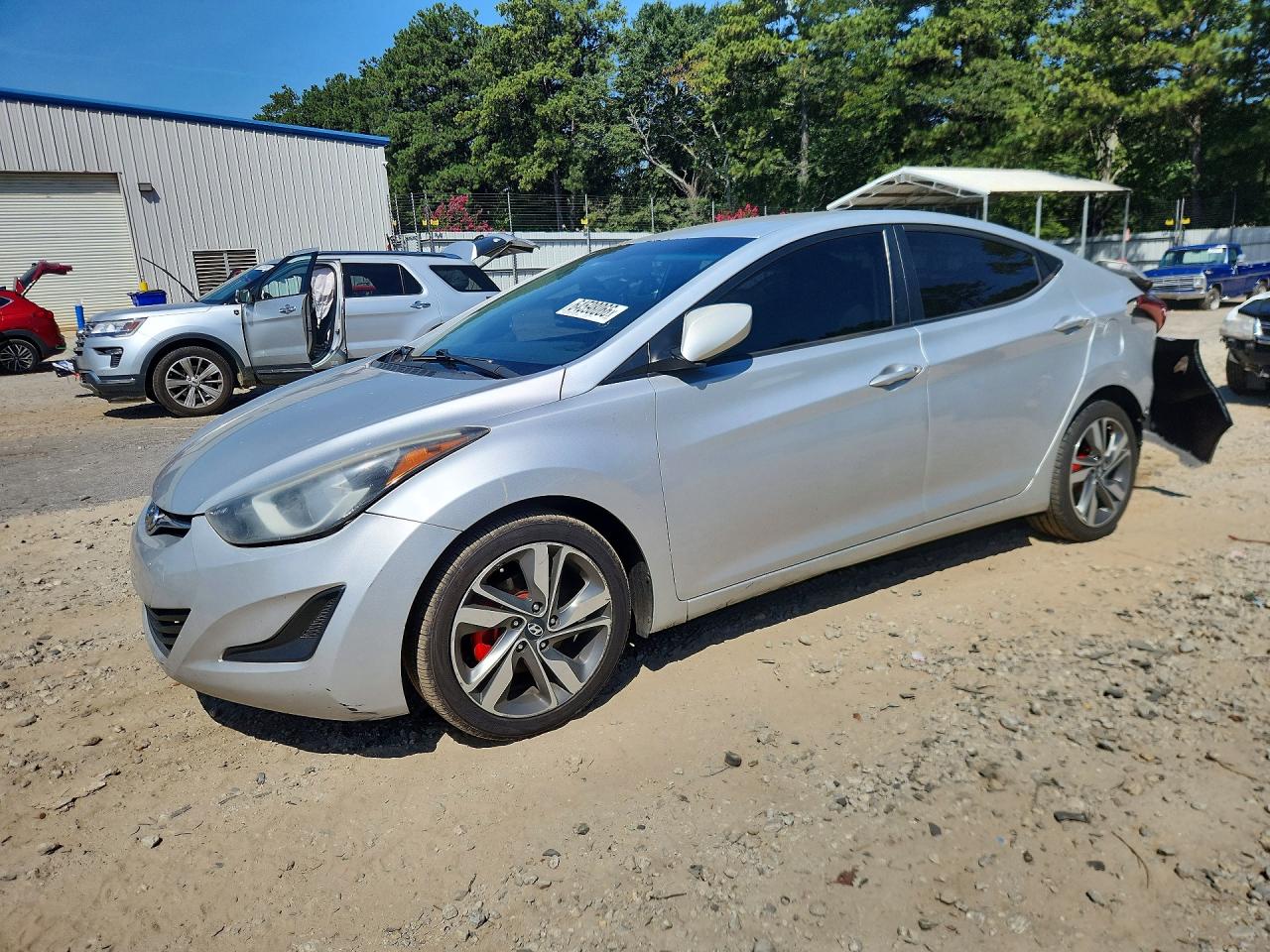 5NPDH4AE3FH622728 · 2015 HYUNDAI ELANTRA