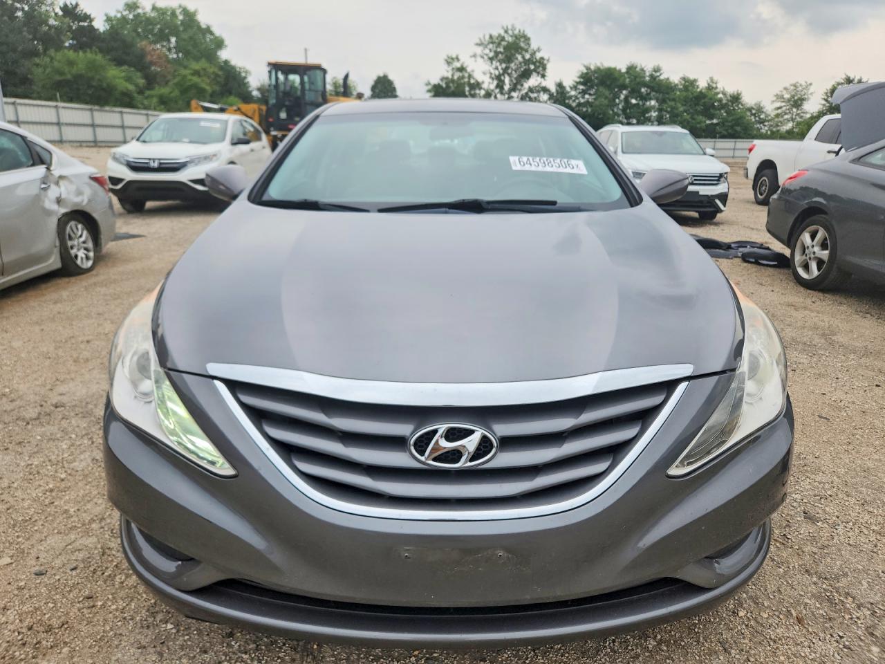 5NPEB4AC9BH029275 · 2011 HYUNDAI SONATA · 5/13