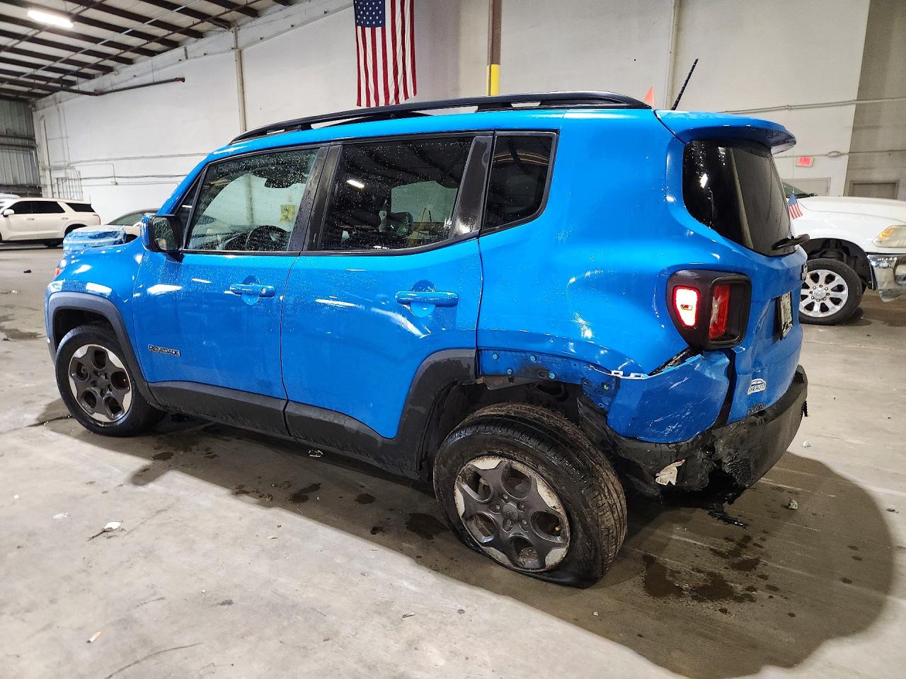 ZACCJABH0FPB94308 · 2015 JEEP RENEGADE · 2/13