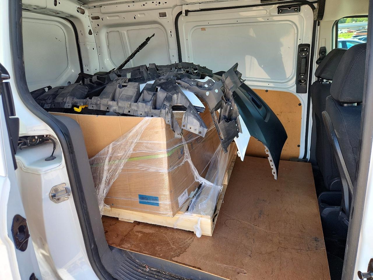 NM0LS7E21K1425649 · 2019 FORD TRANSIT CONNECT · 11/13