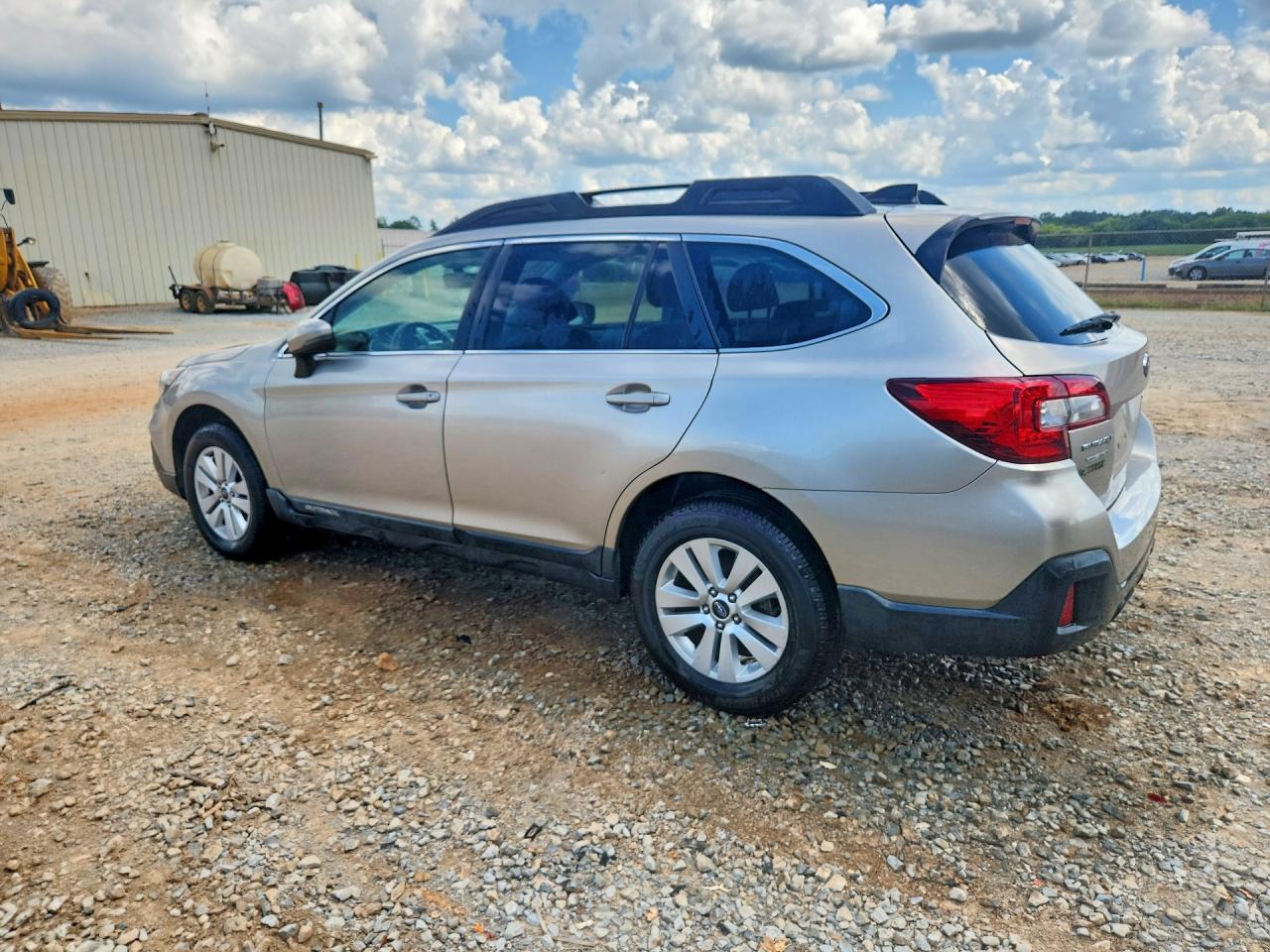 4S4BSAHCXK3268459 · 2019 SUBARU OUTBACK · 2/13