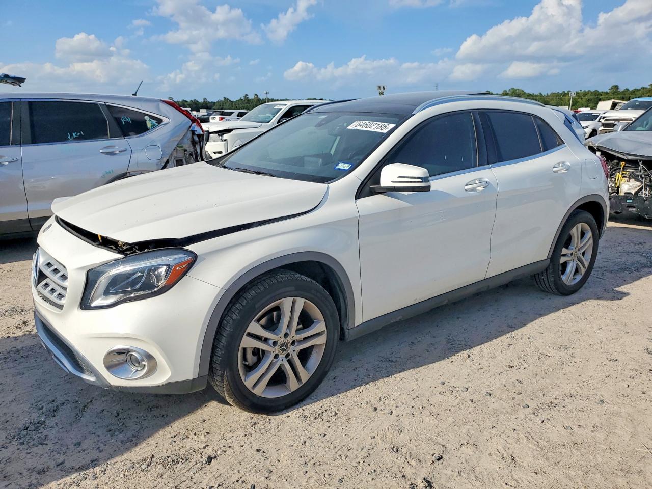 WDCTG4EB3KU009596 · 2019 MERCEDES-BENZ GLA