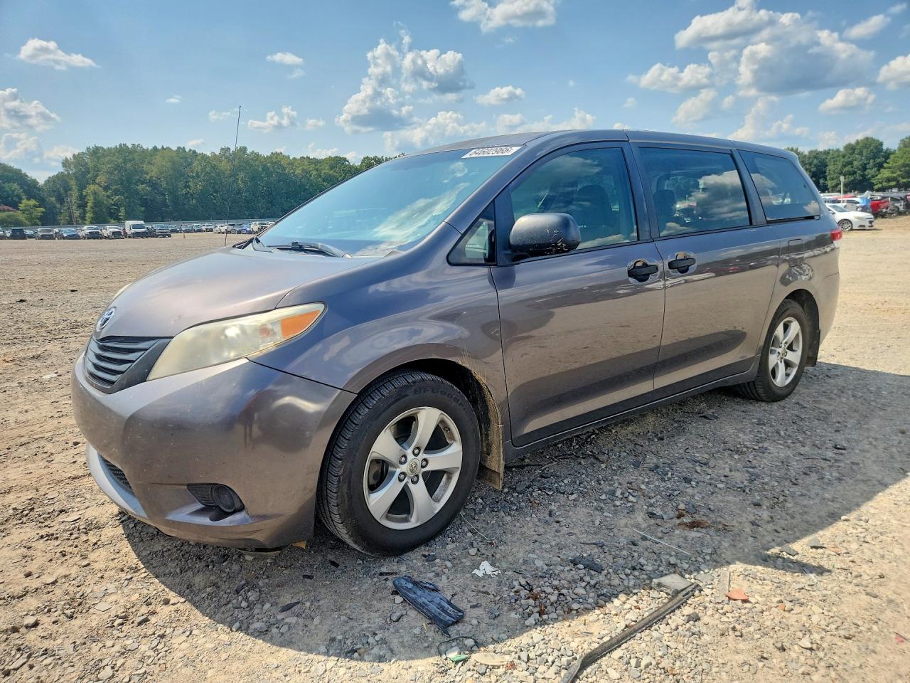 5TDZK3DC8DS398536 · 2013 TOYOTA SIENNA