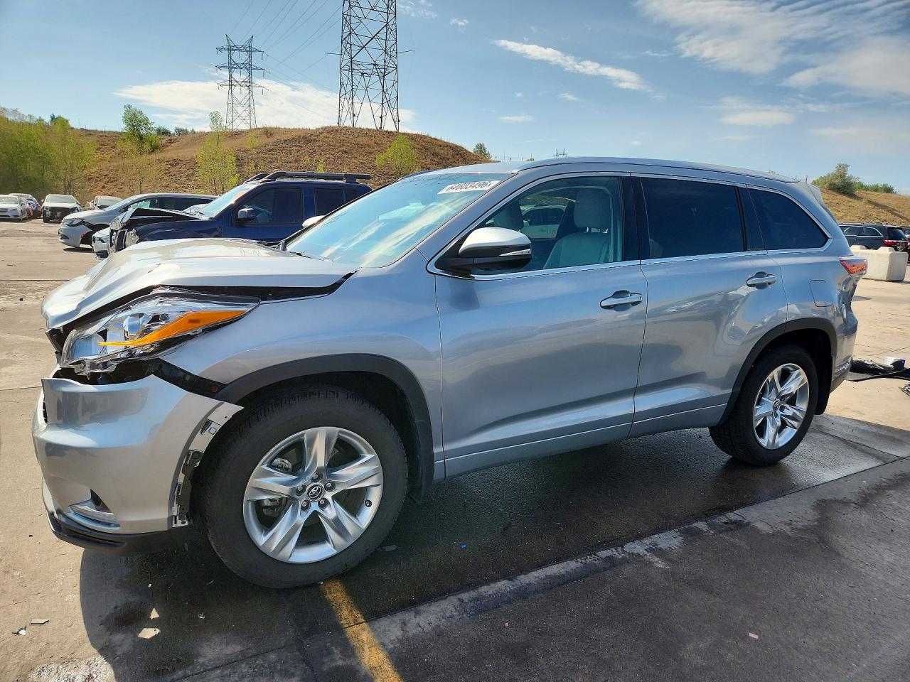 5TDDKRFH3GS279948 · 2016 TOYOTA HIGHLANDER