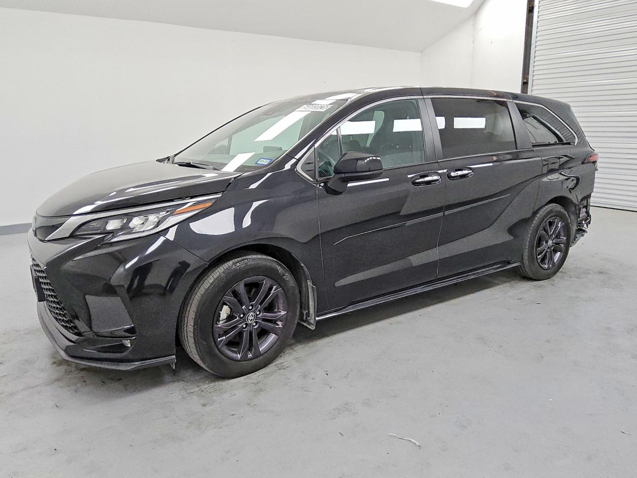 5TDXSKFC3RS129298 · 2024 TOYOTA SIENNA