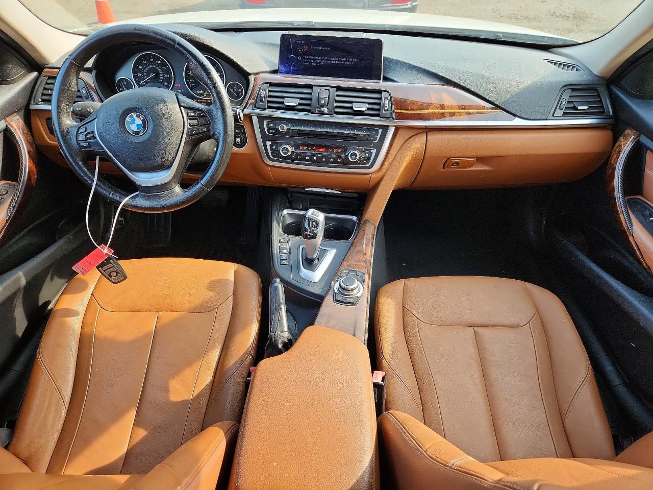 WBA3B3C53DF535033 · 2013 BMW 328 · 8/13