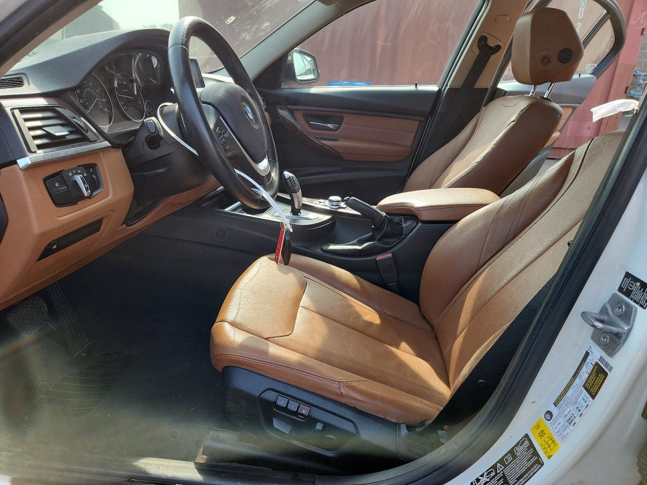 WBA3B3C53DF535033 · 2013 BMW 328 · 7/13