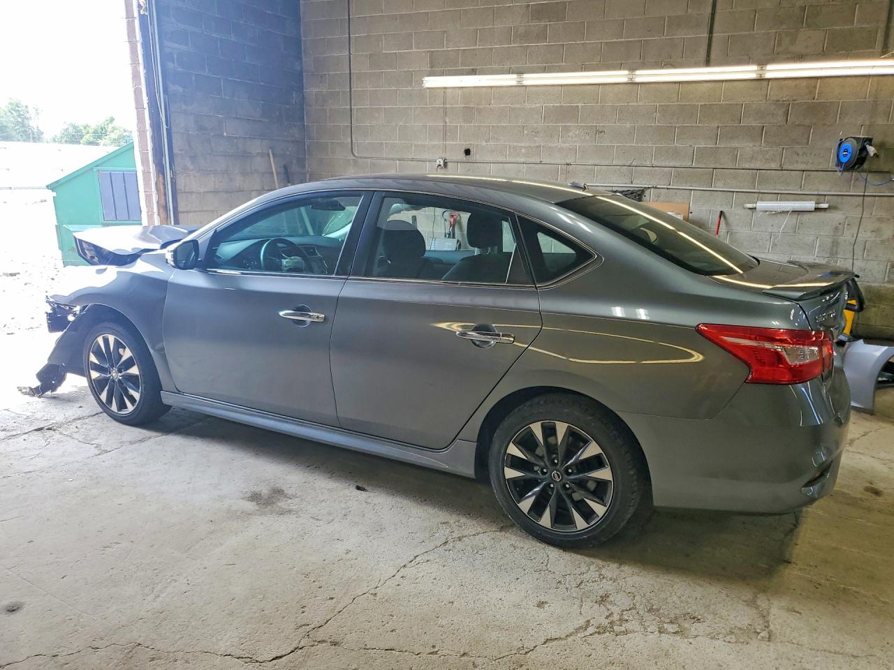 3N1AB7AP9HY236511 · 2017 NISSAN SENTRA · 2/13