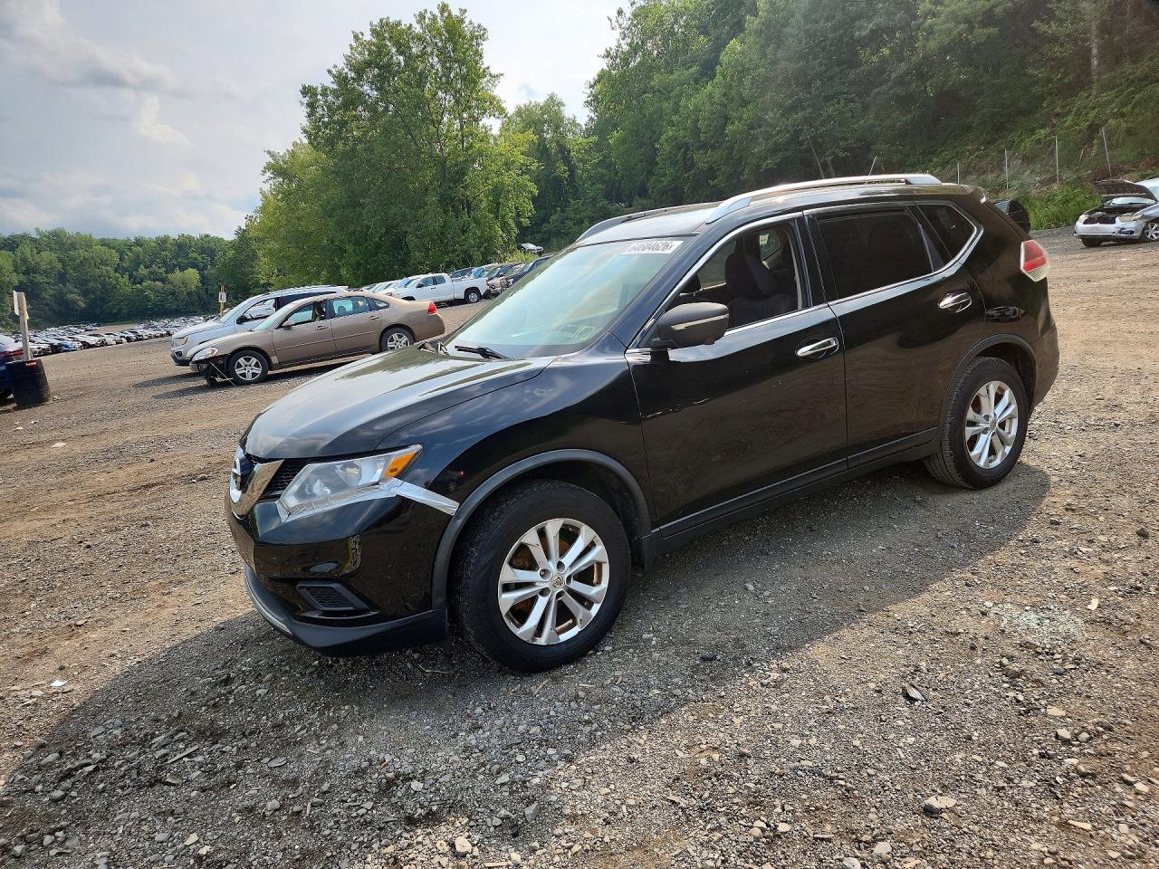 KNMAT2MV6FP536884 · 2015 NISSAN ROGUE