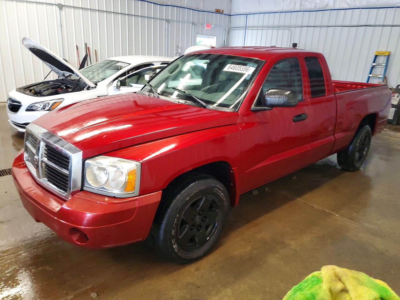 1D7HW42P57S268100 · 2007 DODGE DAKOTA