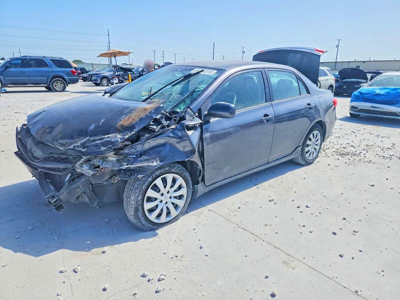 5YFBU4EE9CP071765 · 2012 TOYOTA COROLLA