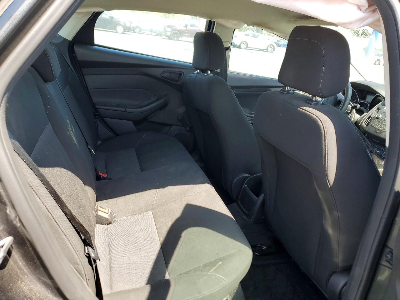 1FADP3E27GL221540 · 2016 FORD FOCUS · 10/12