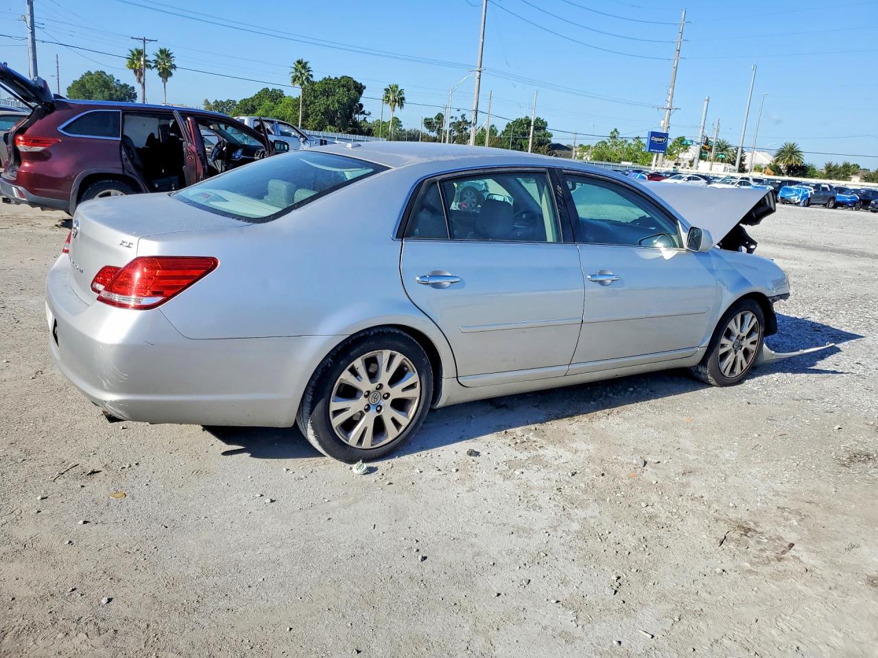 4T1BK3DB0AU365056 · 2010 TOYOTA AVALON · 3/12
